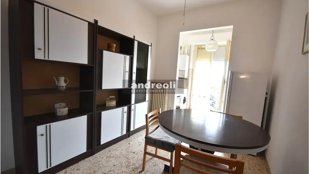 Sala da pranzo - Appartamento con soffitta e posto auto a Chiaravalle