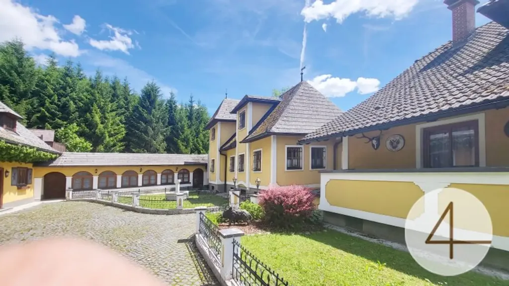 Esterno - Historic Manor with Panoramic Views in Mostviertel