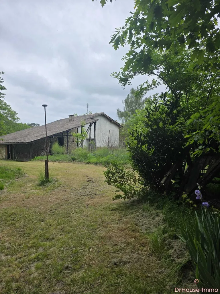 Aed - Country House with Extensive Garden in Sendets