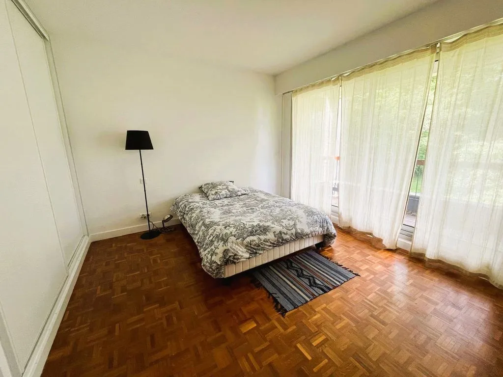 Magamistoad - Luxury Flat with Balcony in Rueil-Malmaison