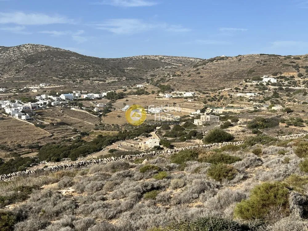 Agricultural Plot with Panoramic Views in Paros