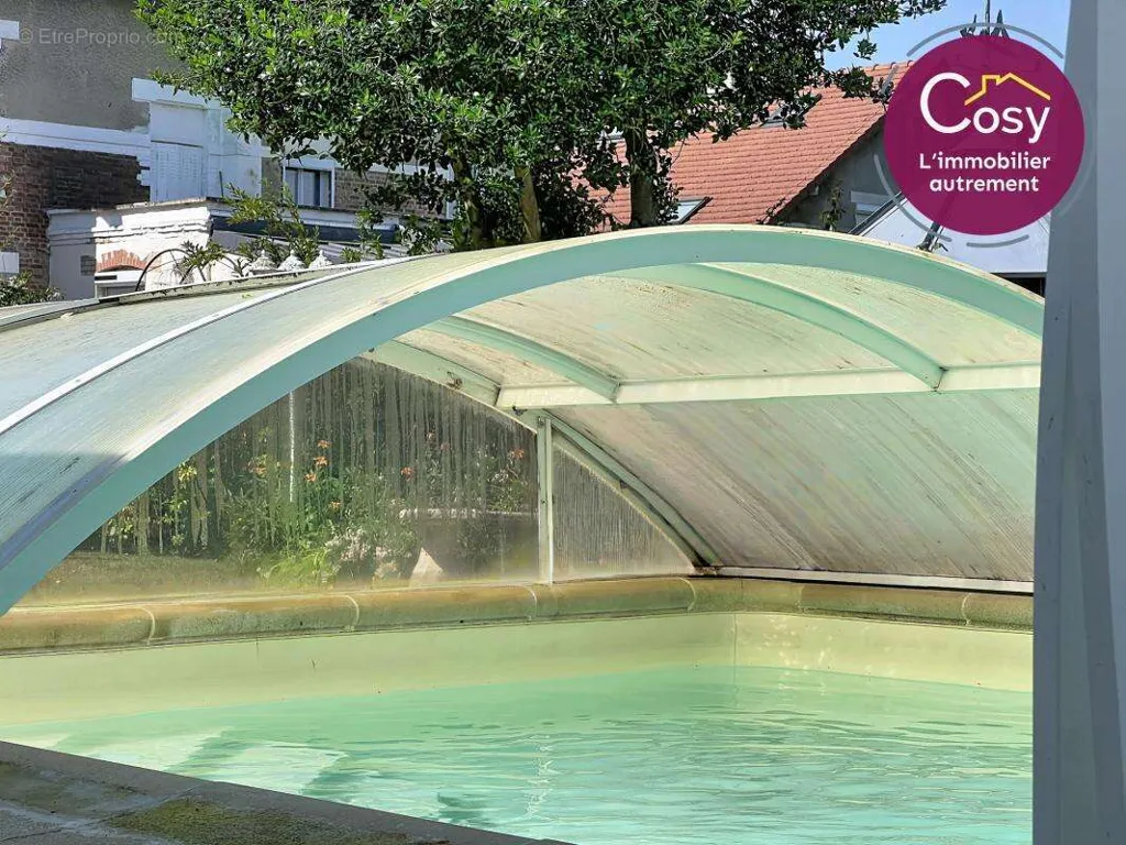 Bassein - Character House with Pool in Soissons