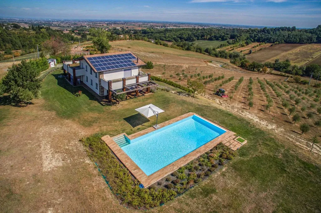Vue aérienne - Modern Villa with Pool and Spa near Parma