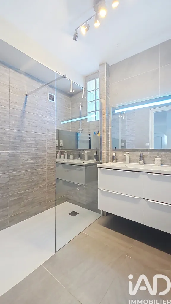 Bagni - Loft-Style Apartment with Balcony in Lourdes