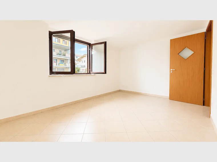 Pièces - Mansard Apartment with Double Exposure in Fiuggi