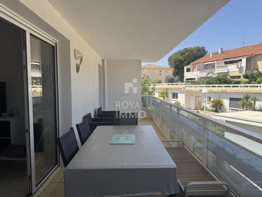 Rõdu - T2 Flat with Pool in Carqueiranne