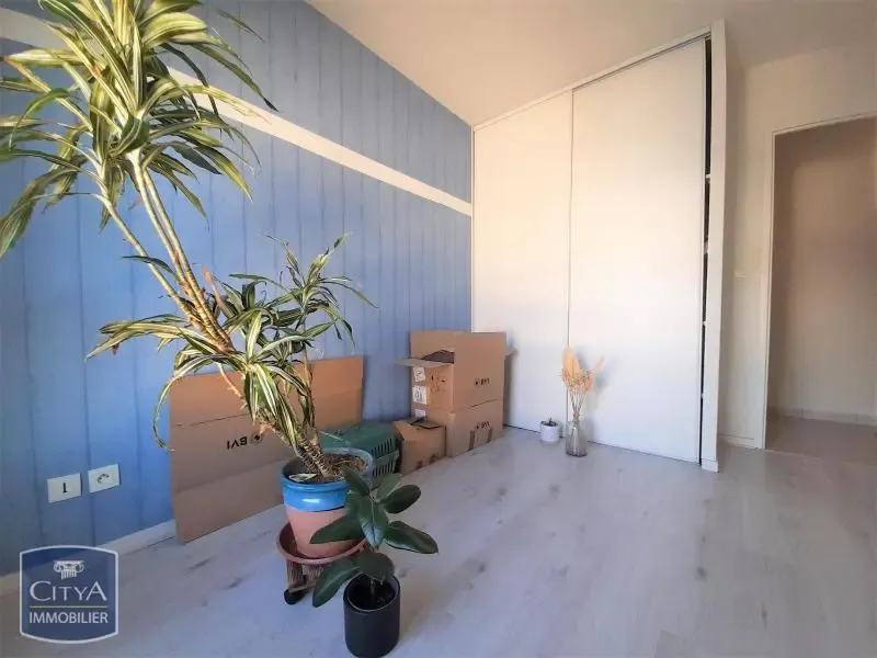 Pièces - Appartement 3 Pièces avec Balcon à Limoges