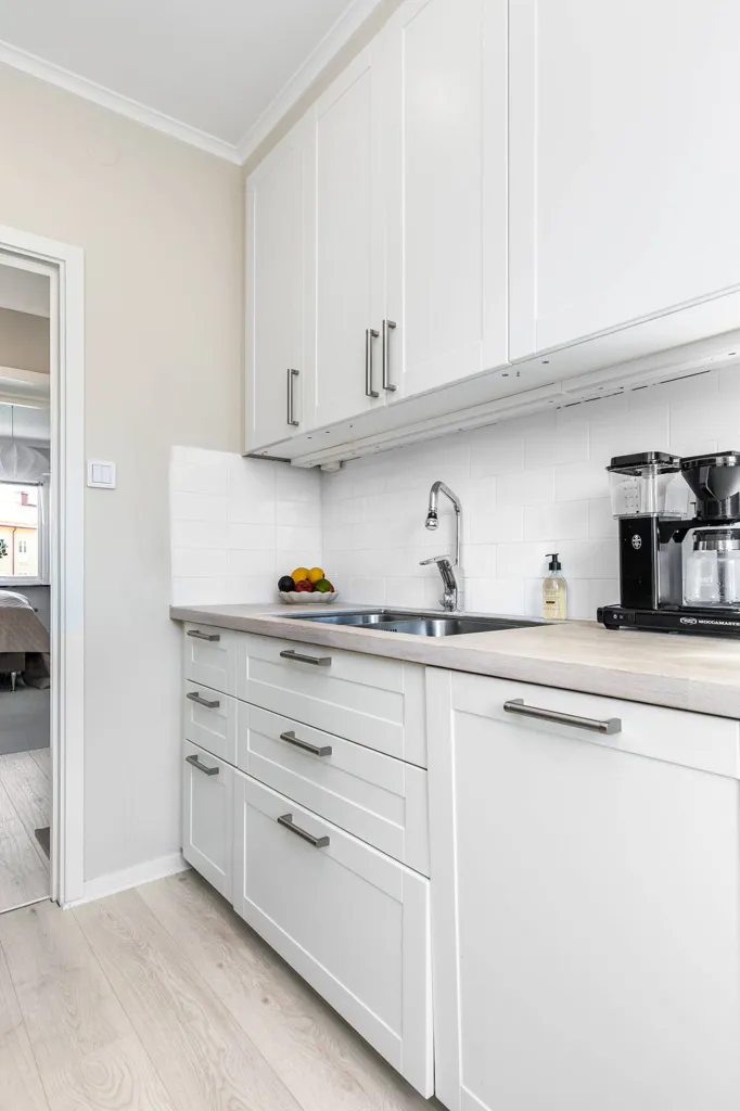 Cuisine - Stylish Apartment with Balcony in Central Strängnäs