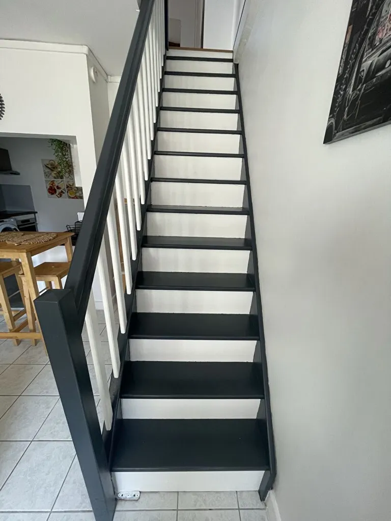 Rooms - Duplex Apartment in Historic Building, Montélimar