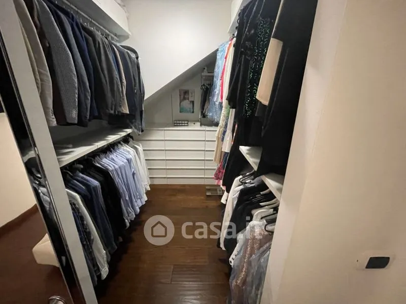 Rooms - Elegant Villa with Garden in Trani