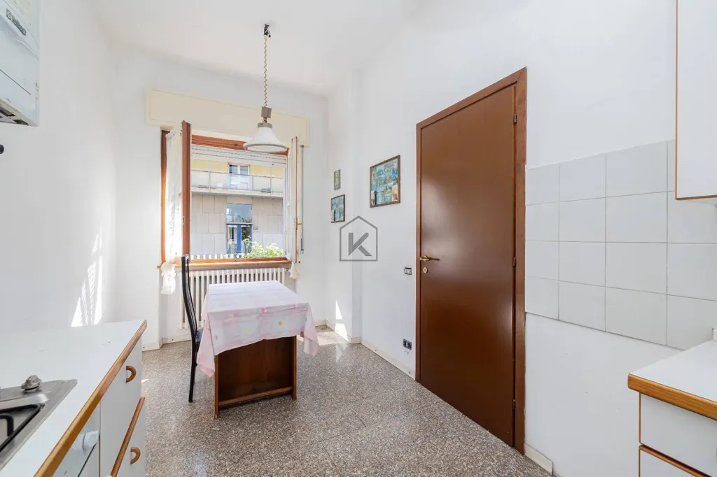 Kitchen - Luxury Villa with Private Garden in Milan