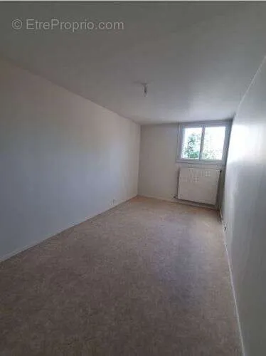 Pièces - Appartement avec Balcon près des Marronniers