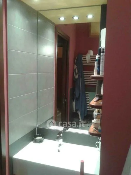 Salles de bain - Rented Trilocale in Historic Centre, Perugia