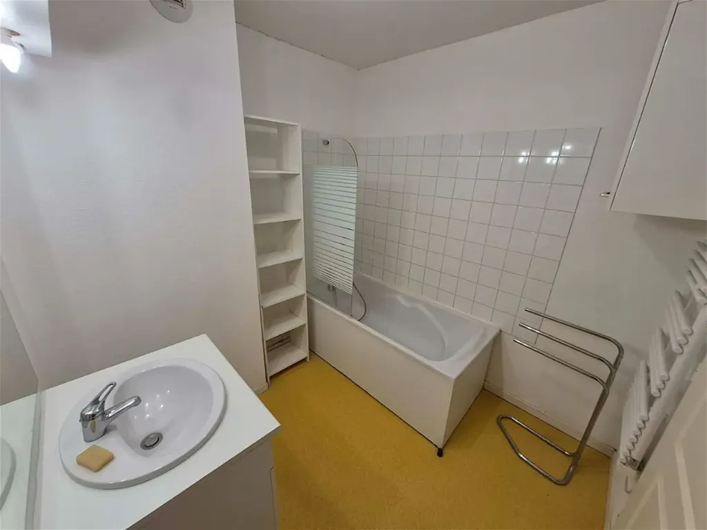 3-toaline korter asukohas Berck