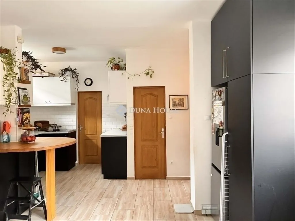 Cuisine - Renovated Twin House in Budapest 19th District