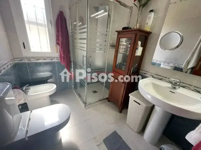 Bathrooms - Chalet with Garden in Isla Cristina