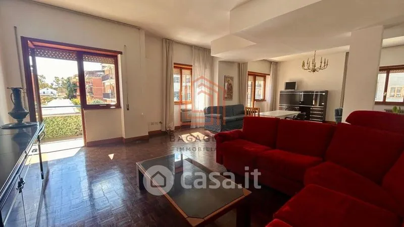 Elutuba - Spacious Apartment with Balconies in Latina