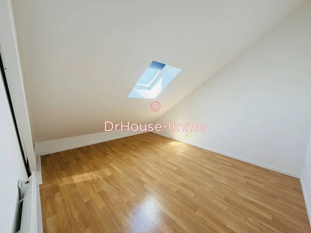 Toad - Charming Duplex Apartment with Parking in Orchies