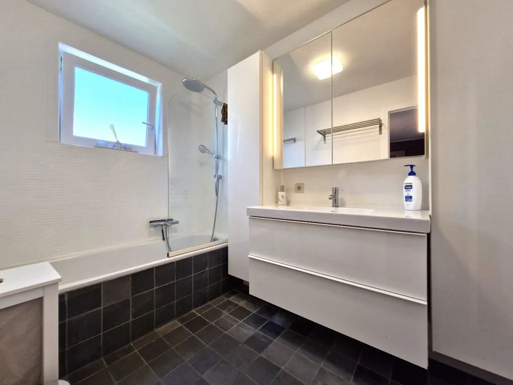 Salles de bain - Penthouse avec Grande Terrasse ensoleillée à Zeebrugge