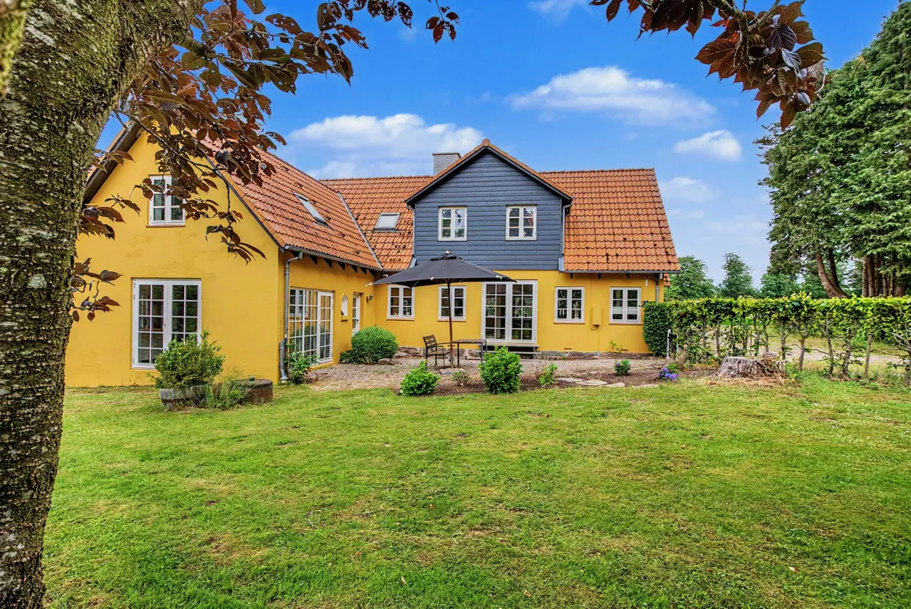 Exterior - Villa with Forest View in Faaborg