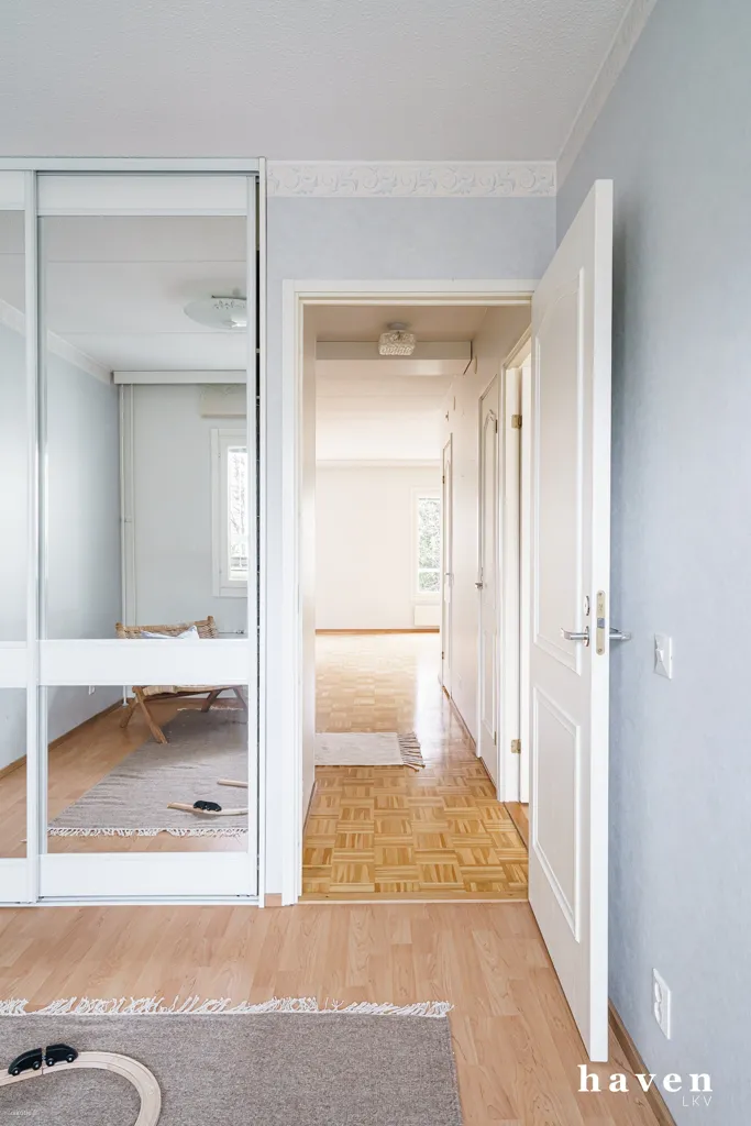 Entrée - Valuable Apartment with Garden in Lapila, Kerava
