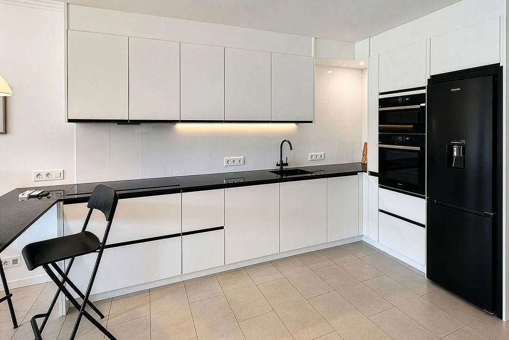 Köök - Modern Flat with Pool in Santa Ponsa