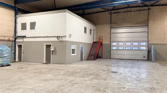 Garage - Warehouse with Office Space in Pandrup