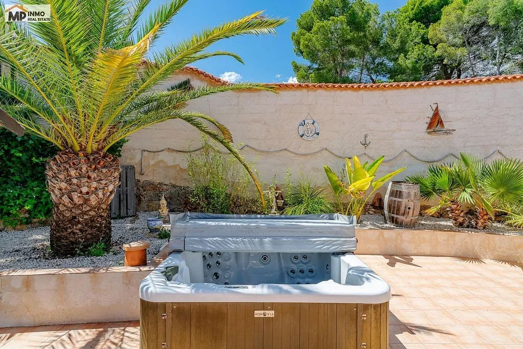 Terrass - Chalet with Pool and Terrace in Playa Fossa