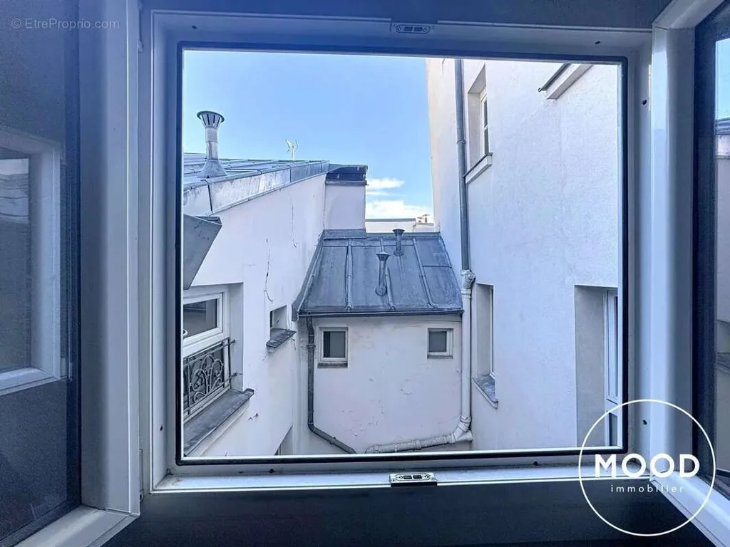 Balcon - Studio avec Mezzanine au Calme sur Cour à Paris 2ᵉ