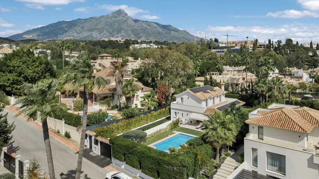 Extérieur - Luxury Villa with Pool in Nueva Andalucía