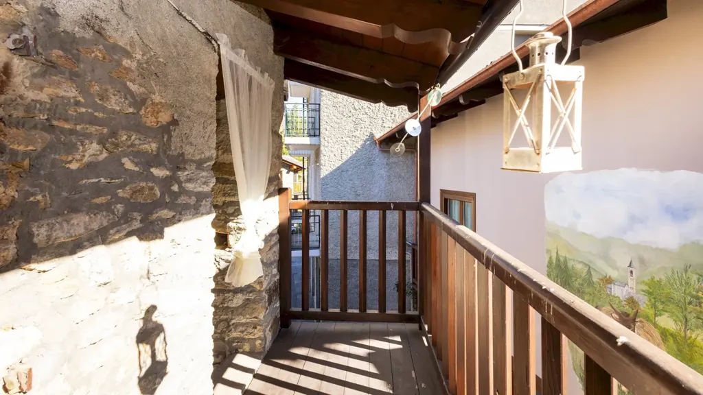Balcon - Rustic Mountain Chalet with Courtyard in Sampeyre