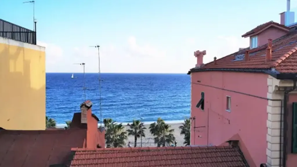 Terrasse - Apartment with Sea View in Central Varazze
