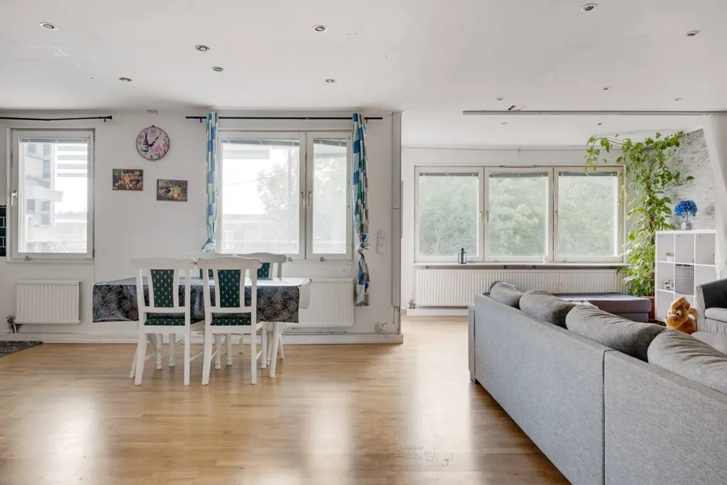 Soggiorno - Apartment with Balcony in Almvik, Malmö