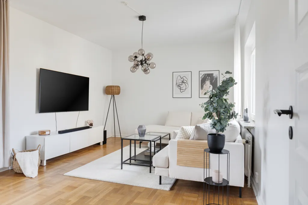 Elutuba - Apartment with Three-Aspect Windows in Stockholm