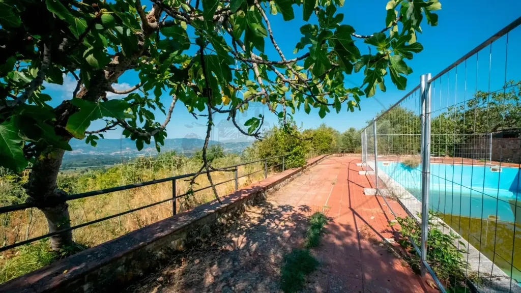 Bassein - Rustic Complex with Pool in Reggello