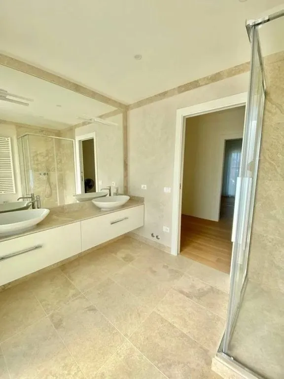 Salles de bain - Newly Built Villa with Pool in Pietrasanta