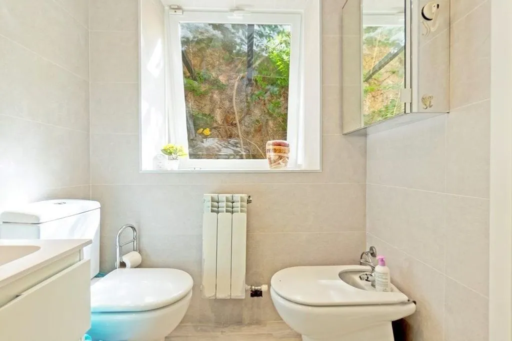 Vannitoad - Detached House with Pool in Plana Novella