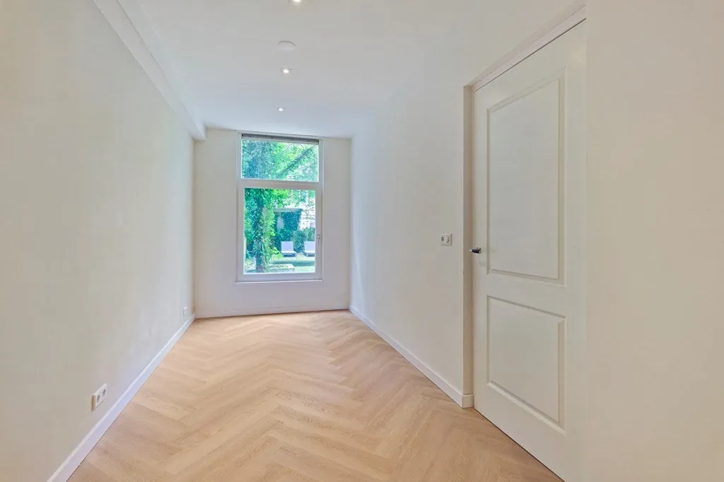 Entrée - Spacious Apartment with Garden in Helmerbuurt