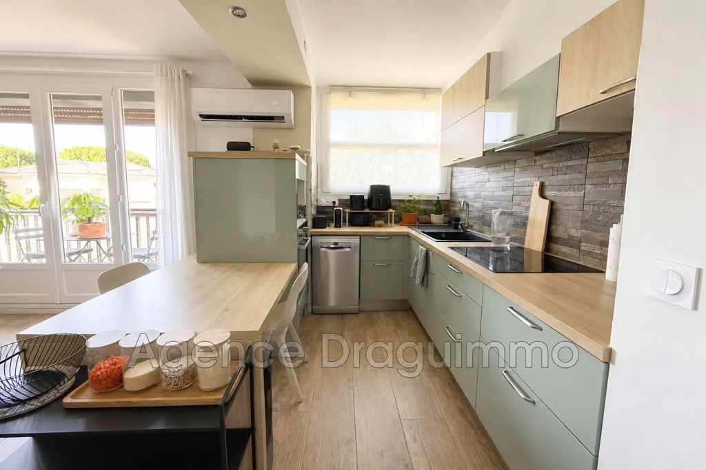 Cucina - Flat with Balcony near Draguignan Centre
