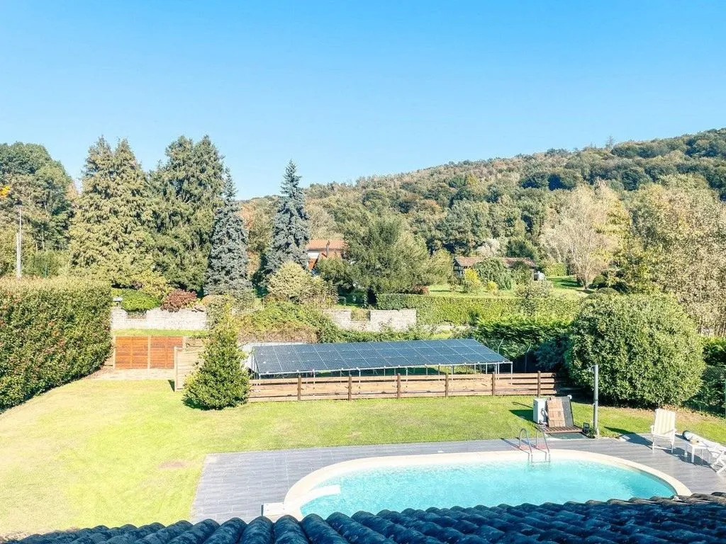Piscine - Luxury Villa with Pool in Brovello-Carpugnino