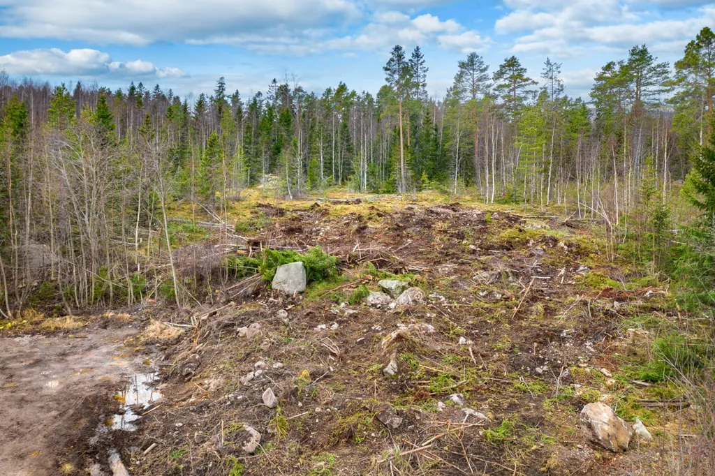 Aed - Plot with Sea View near Tranvikens Beach