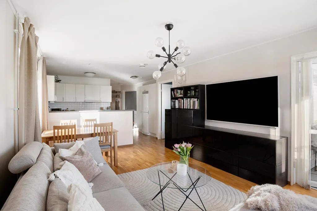 Living Room - Modern Apartment with Balcony in Gimonäs