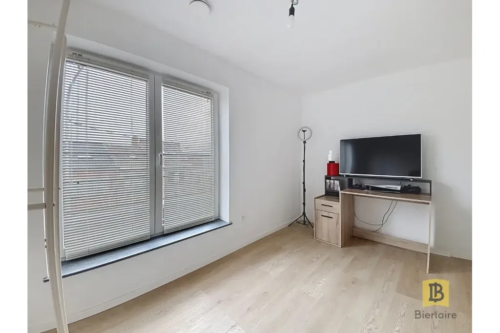 Chambres - Maison Récemment Construite avec Terrasse à Saint-Ghislain