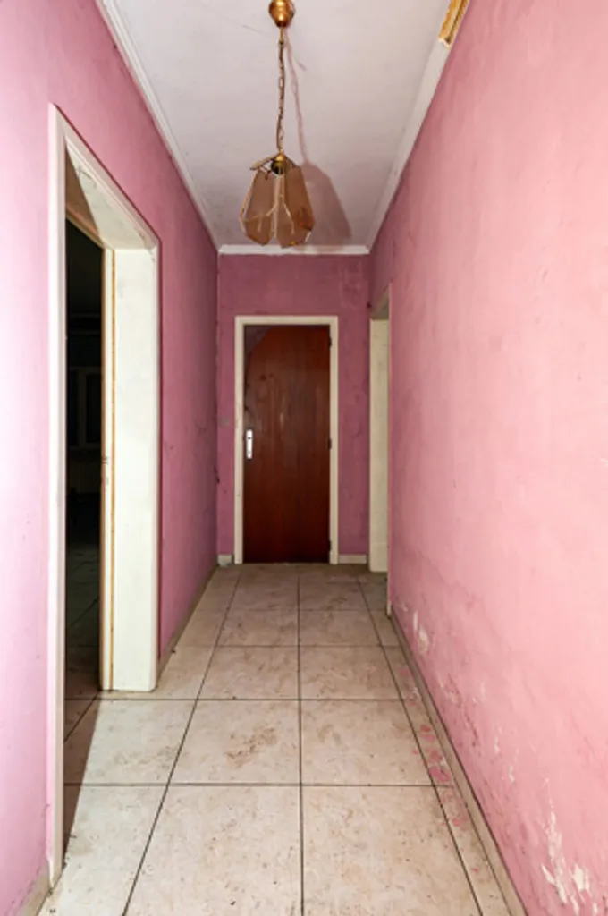 hallway_entrance