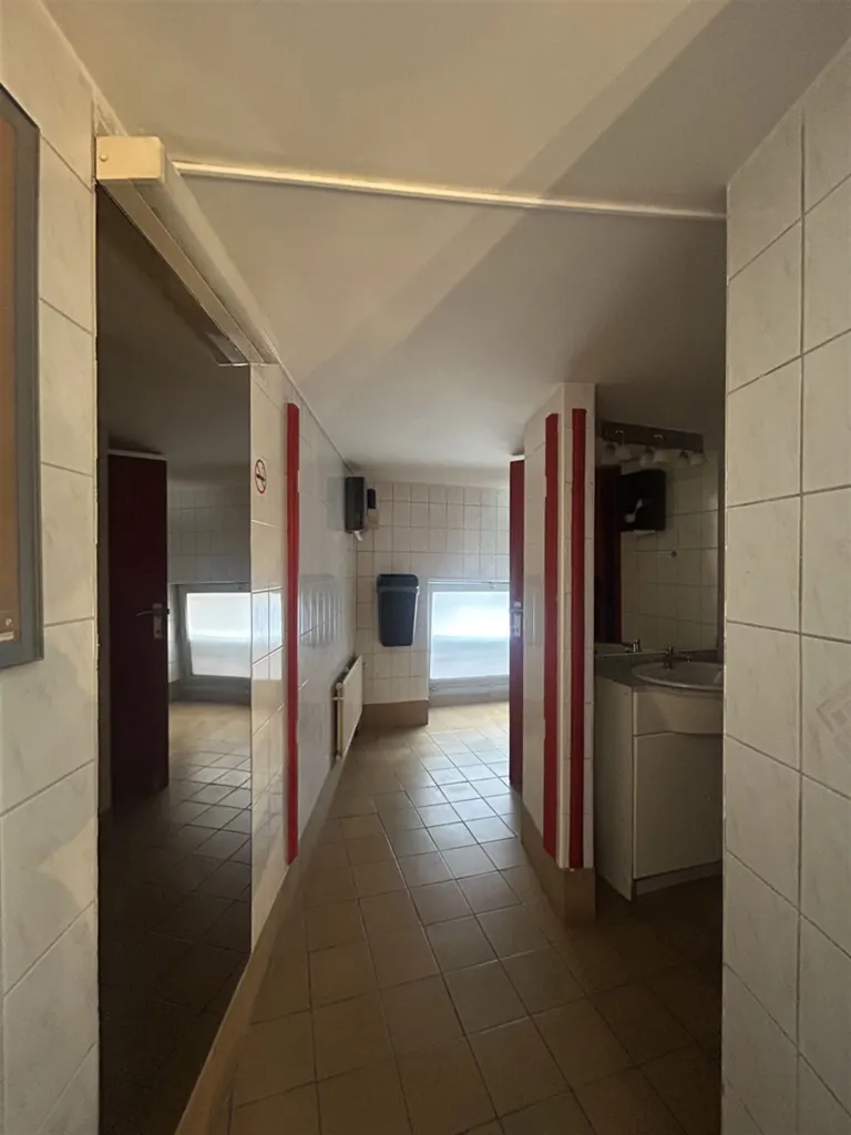 Esik - Commercial Property with Italian Influence in Leuven