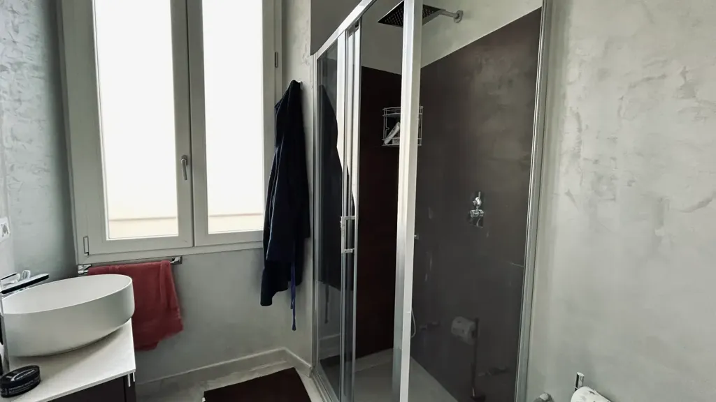 Bathrooms - Historic Villa with Garden in Florence