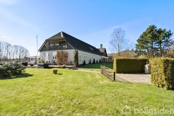 Välivaade - Farmhouse with Private Lake in Hammel