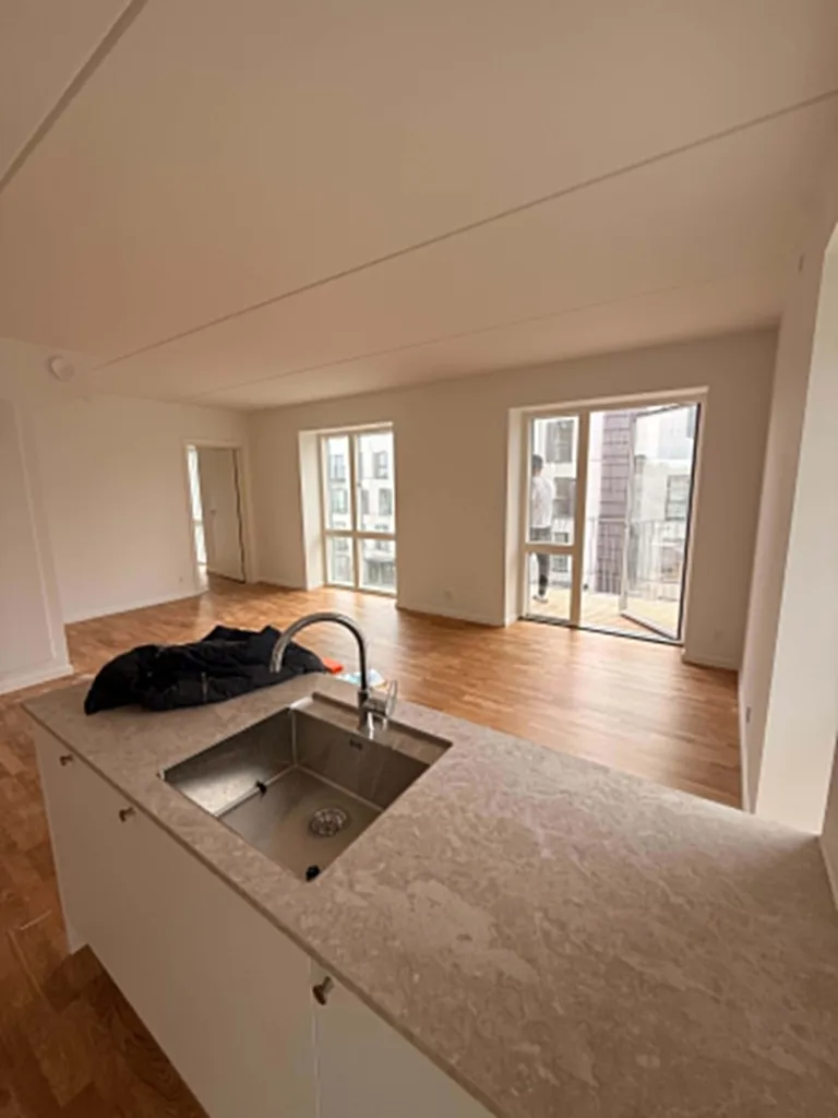Cuisine - 4-Bed Apartment with Balcony in Hedehusene