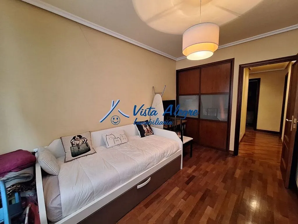 Magamistoad - Apartment with Pool in Central Haro