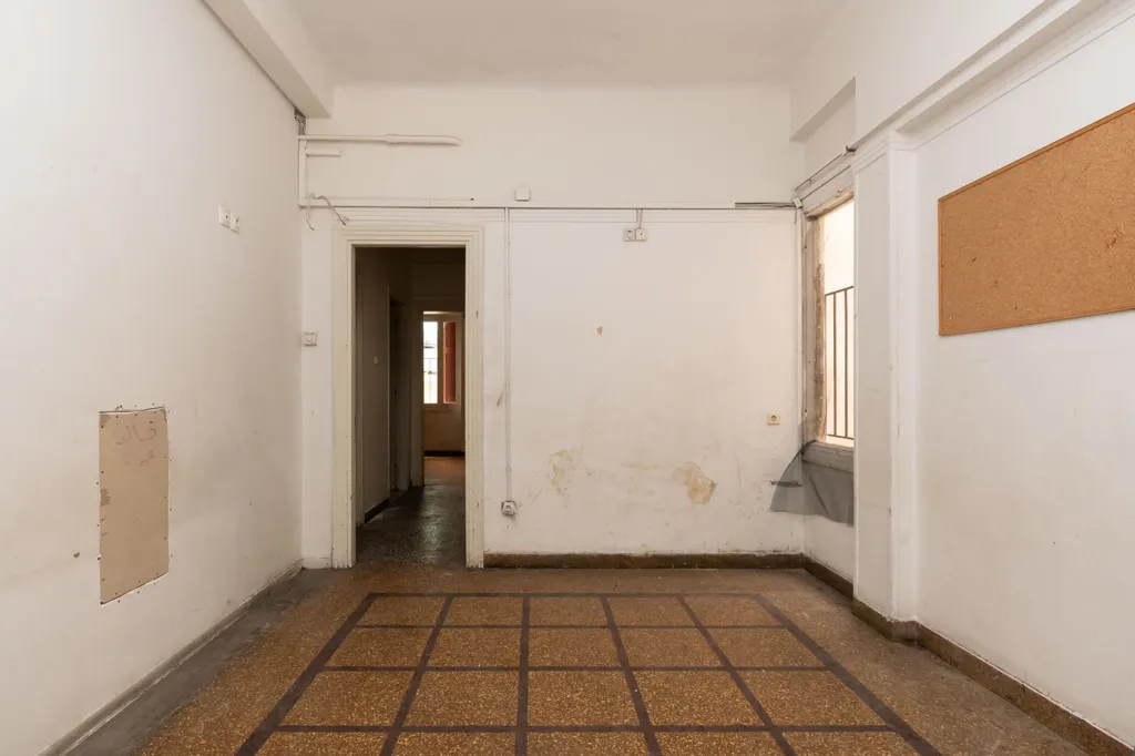 Entrée - Neoclassical House with Rooftop in Athens Centre